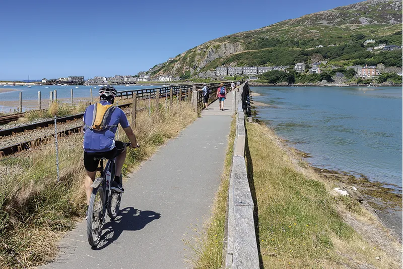 Cicerone - Cycle Touring In Wales - Richard Barrett-2